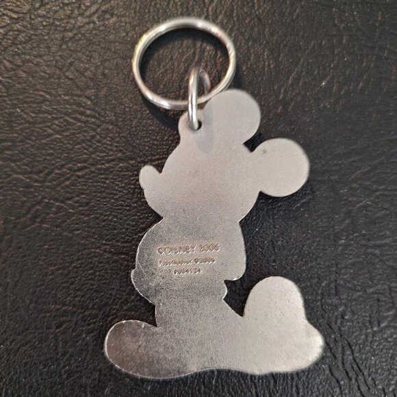 Disney Disneyland Keychain Mickey Mouse Metal - Picture 2 of 5